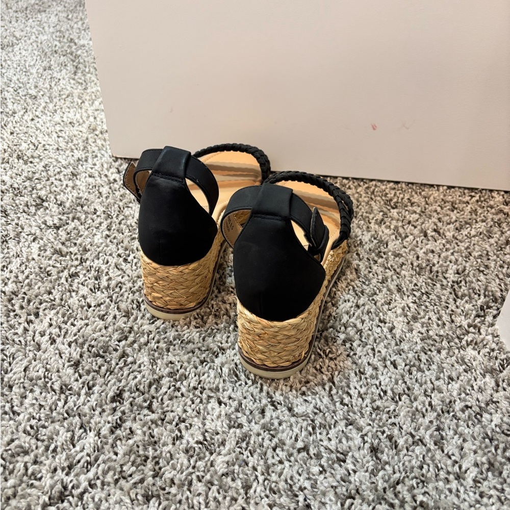 Dolce Vita Black Espadrille Wedges - Picture 3 of 4